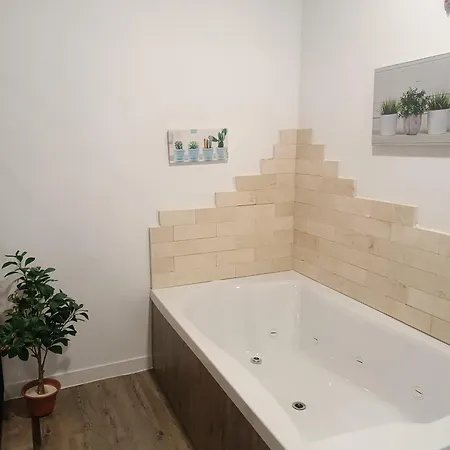 Apartamentos Turisticos Avila Puerta De San Vicente 0-2 Extérieur photo