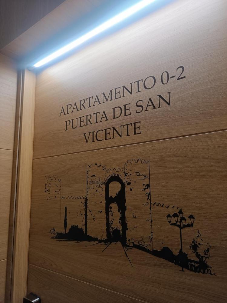 Apartment Turisticos Puerta De San Vicente 0-2